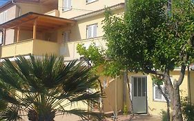 Apartments And Rooms Markovski