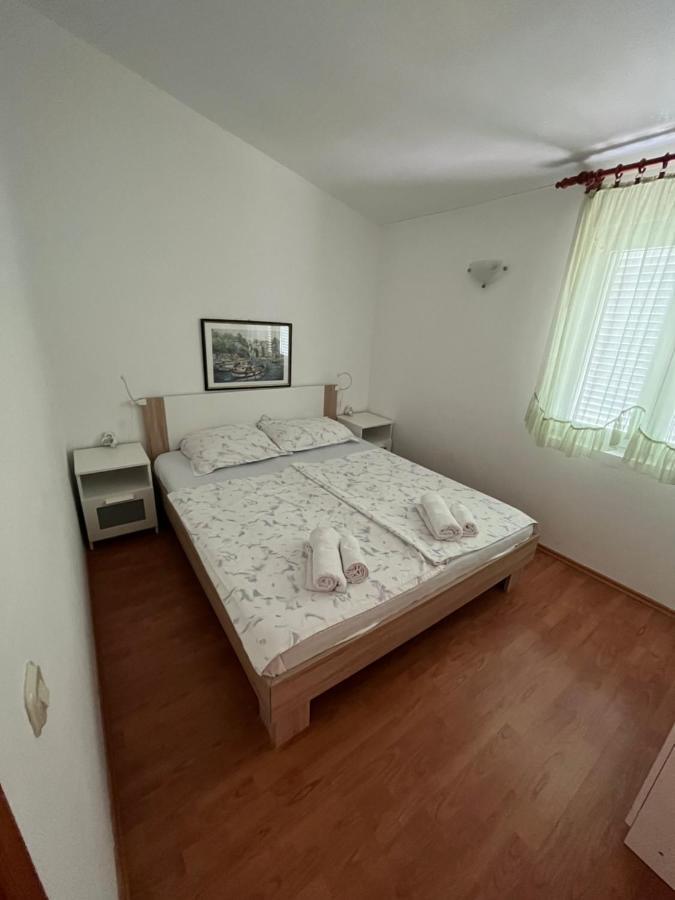 Apartments And Rooms Markovski Palit Kültér fotó