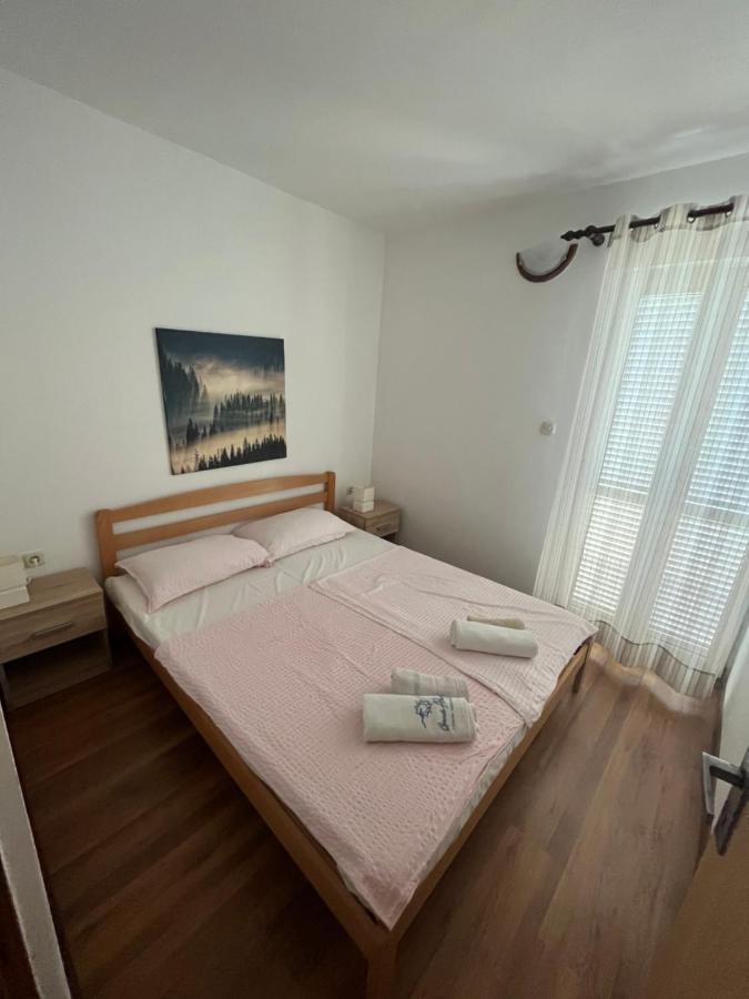 Apartments And Rooms Markovski Palit Kültér fotó