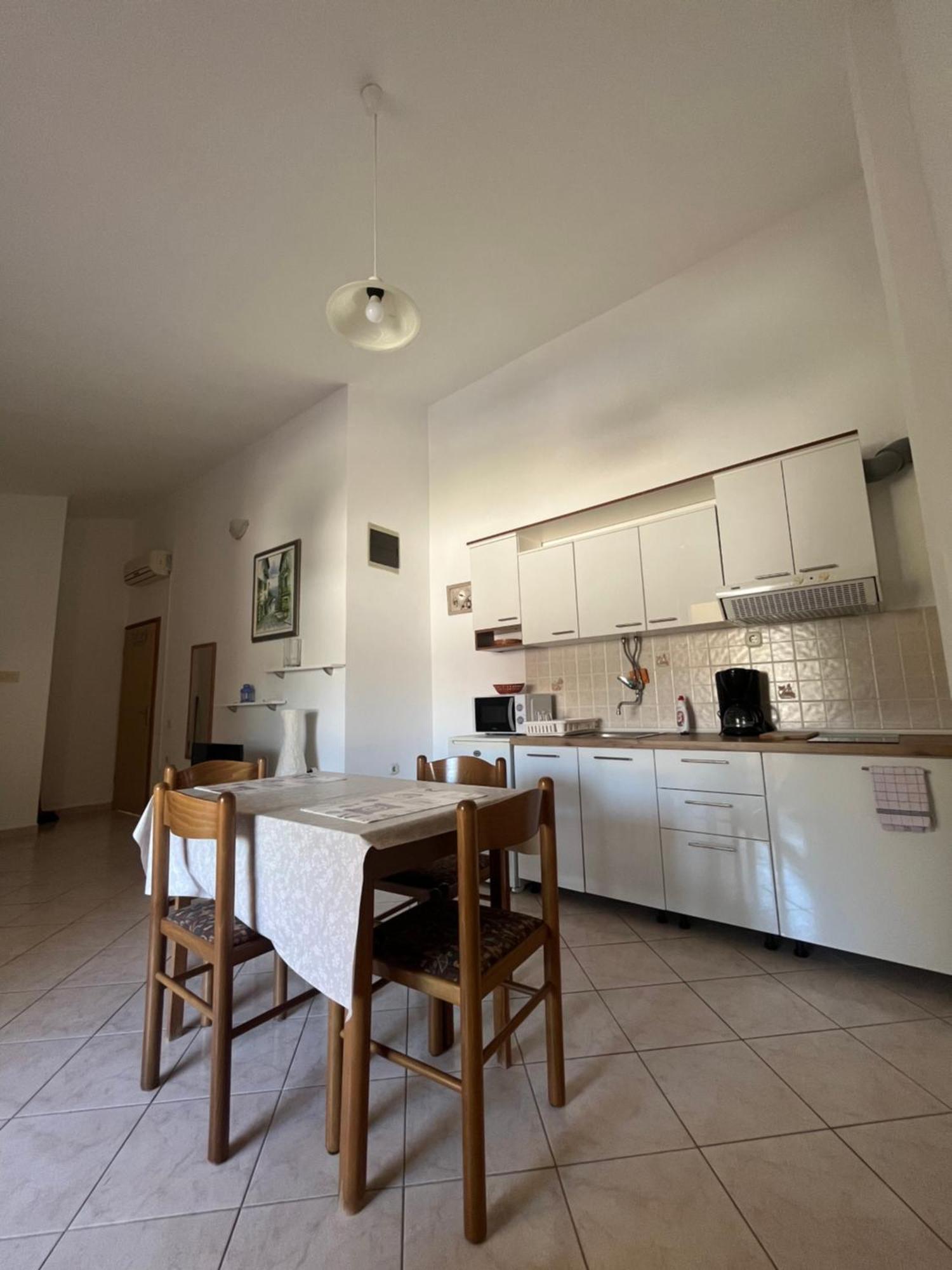 Apartments And Rooms Markovski Palit Kültér fotó