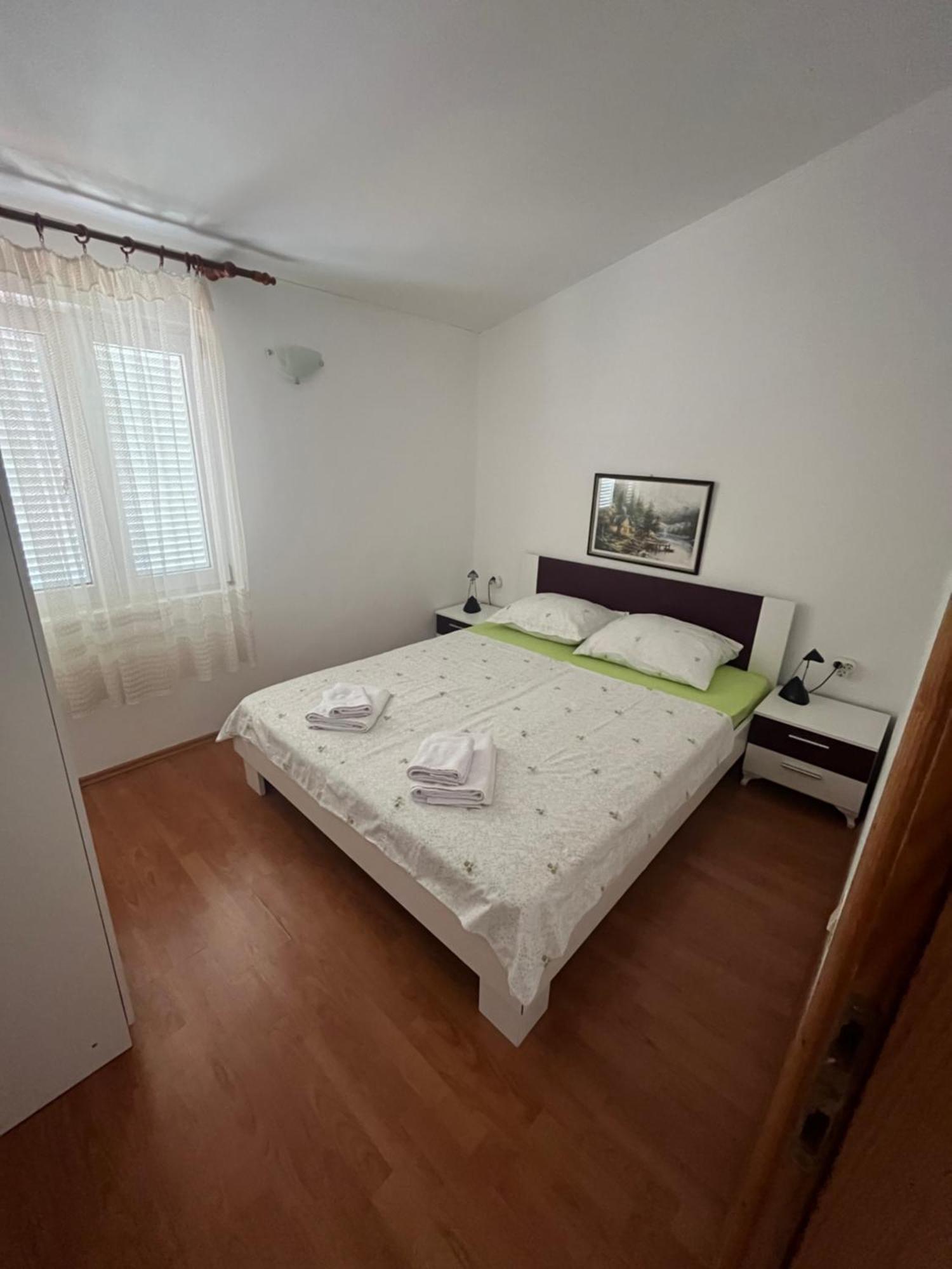 Apartments And Rooms Markovski Palit Kültér fotó